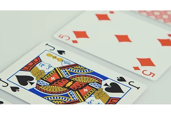 Ganancias esperadas de la suerte y la habilidad en el poker: artículo de la UCLA