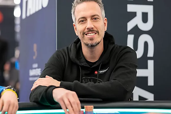 La nueva vida de Lex Veldhuis: el streamer más popular volvió a la acción desde una nueva sala