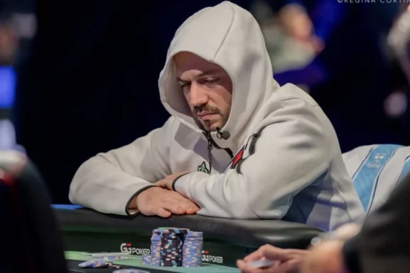 WSOP Main Event, Día 7: El escándalo de los bancos de tiempo y un español en el Día 8