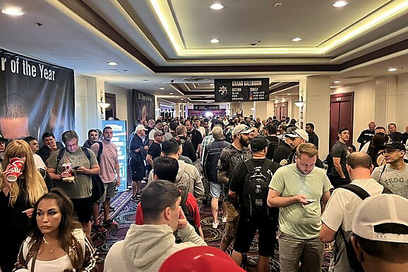 Siete huevos crudos por perder ante Bodyakovsky: WSOP en las redes sociales