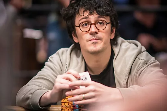 Isaac Haxton: "Aparentemente tuve suerte con el firmware"