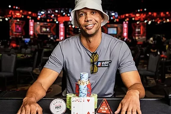Phil Ivey ganó su undécimo brazalete