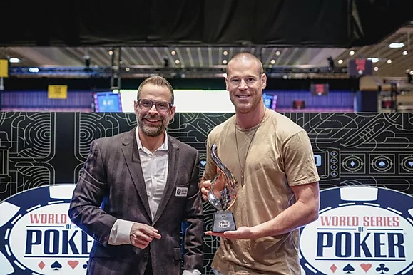 La leyenda del poker online Patrik Antonius ingresó al Salón de la Fama del Poker