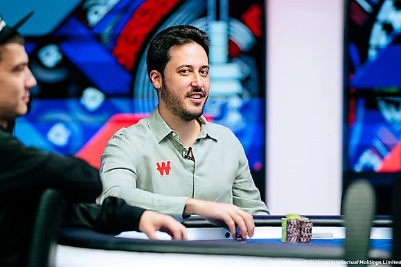 Adrián Mateos se unió al exclusivo Club de los $50 millones en tiempo récord