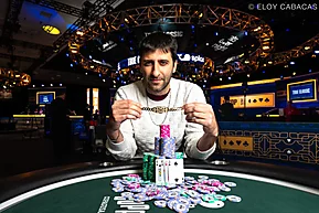 Carlos Leiva jugó su primer torneo de PLO y ganó su primer brazalete de World Series of Poker