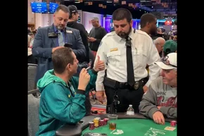 Un cigarrillo de $3,000 y las fichas al bolsillo: la World Series of Poker ha cruzado el Ecuador